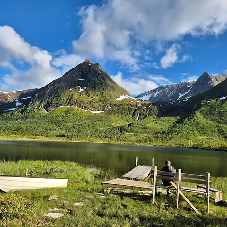 בית נופש Grotdalstind, Rekkedal Gjestegard -