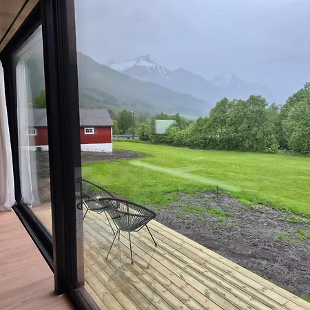 Dom wakacyjny Grotdalstind, Rekkedal Gjestegard -