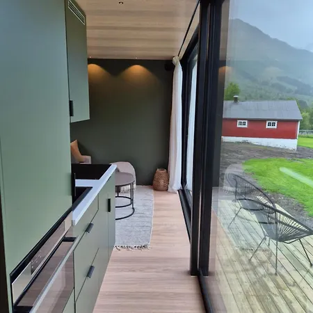 Grotdalstind, Rekkedal Gjestegard - Sæbø